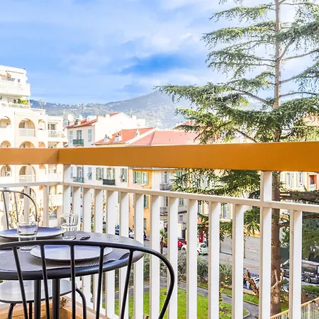 Les Arenes De Cimiez By Interhome نيس