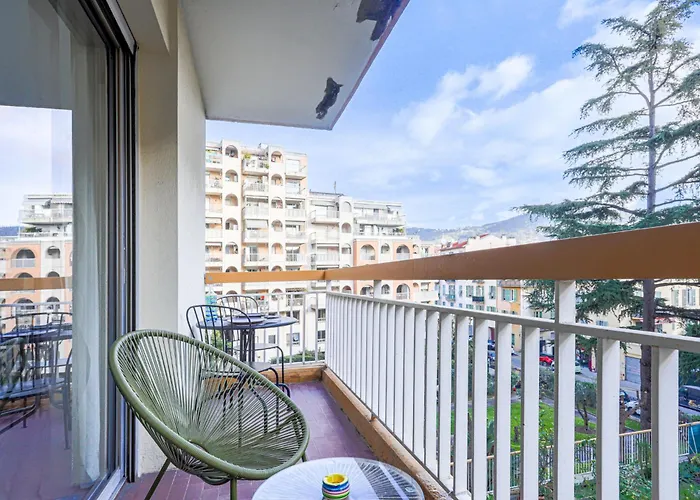 Apartment Les Arenes De Cimiez-1 By Interhome *
